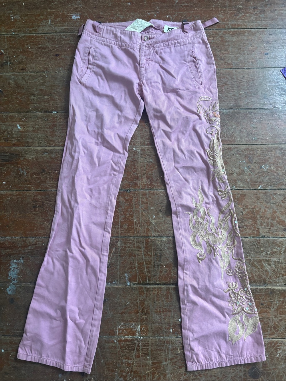 Da-Nang Pink Flare Pants with Gold Embroidery